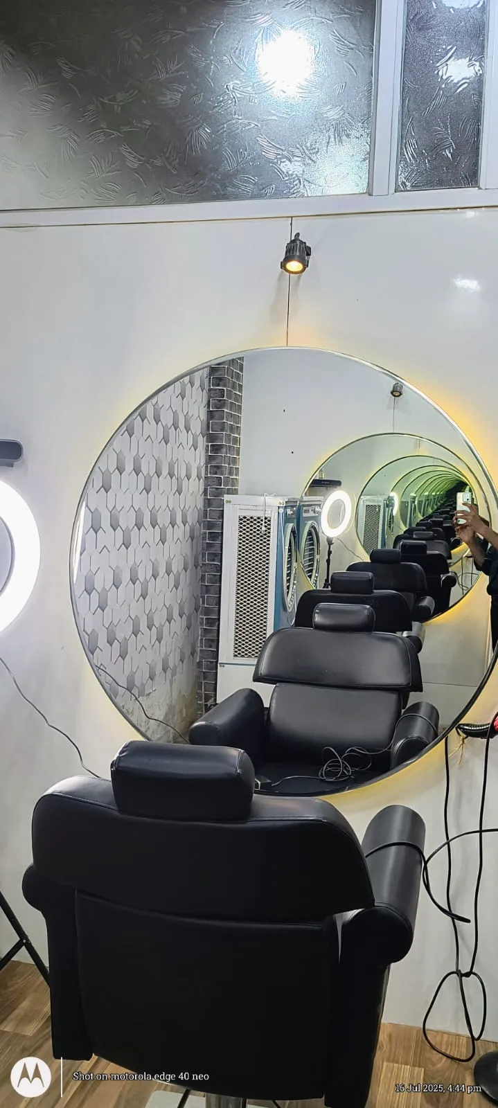 SIS & BRO Hair studio